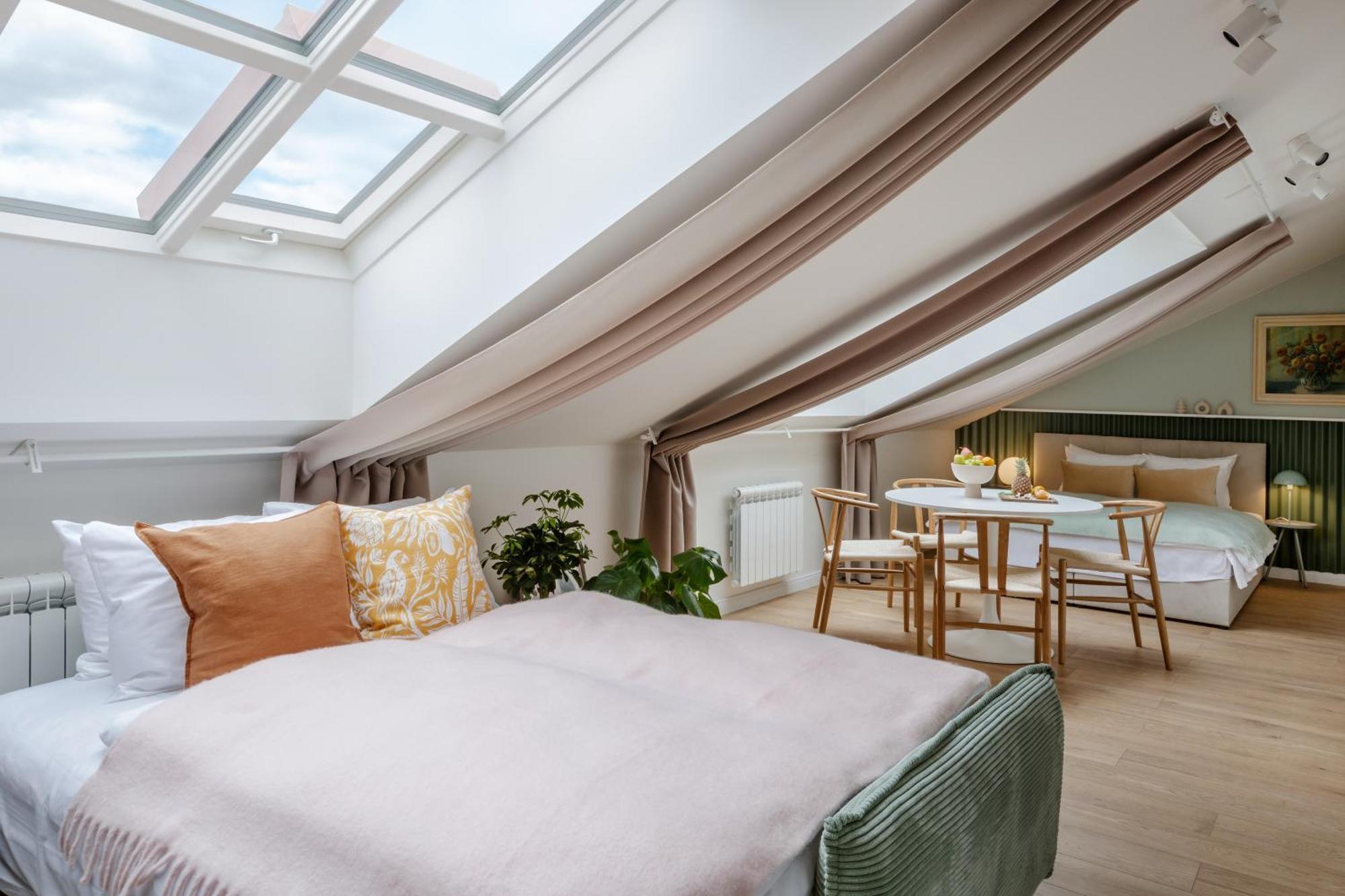 Turnkey I Antonin Dvorak Apartments Прага Екстериор снимка
