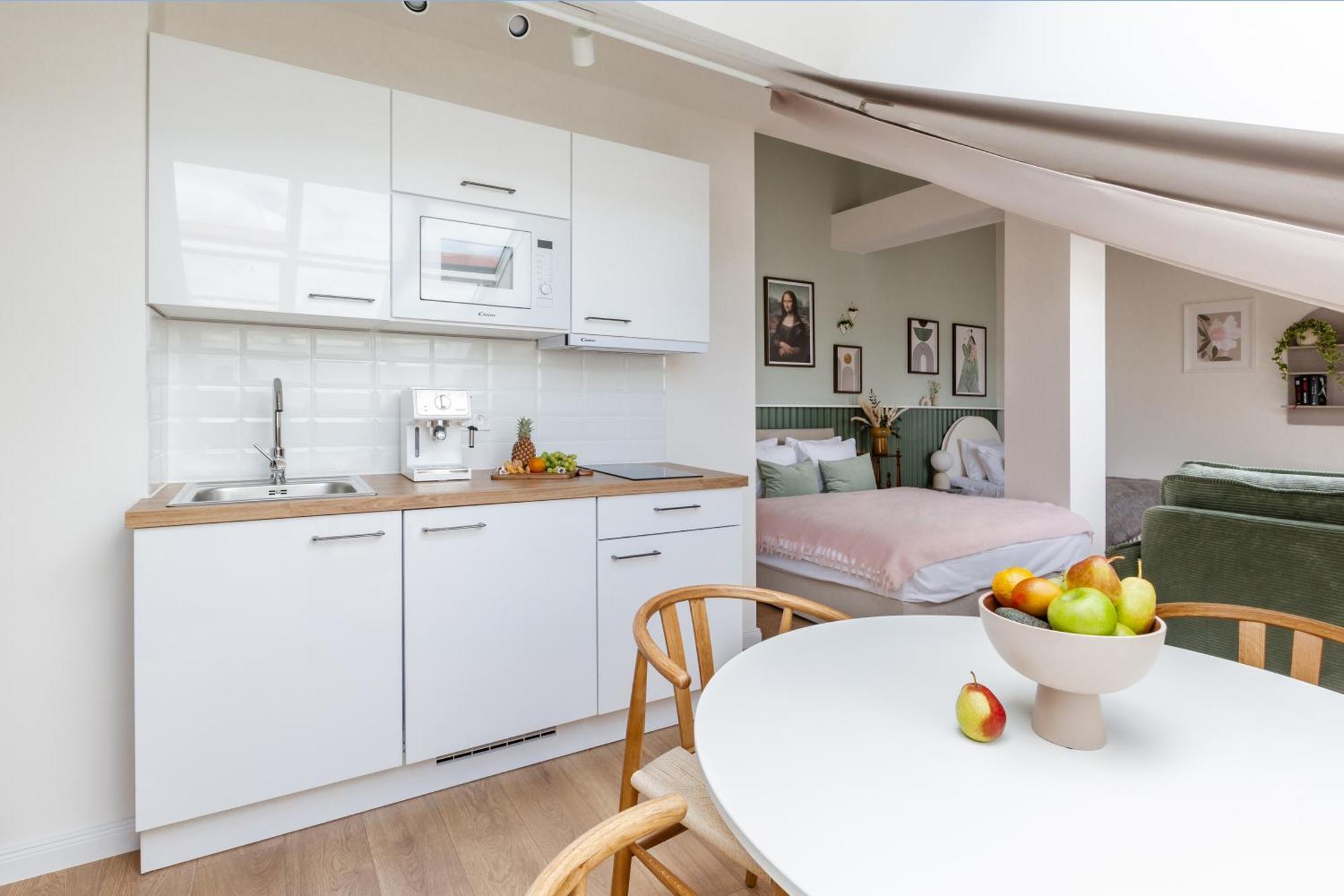 Turnkey I Antonin Dvorak Apartments Прага Екстериор снимка