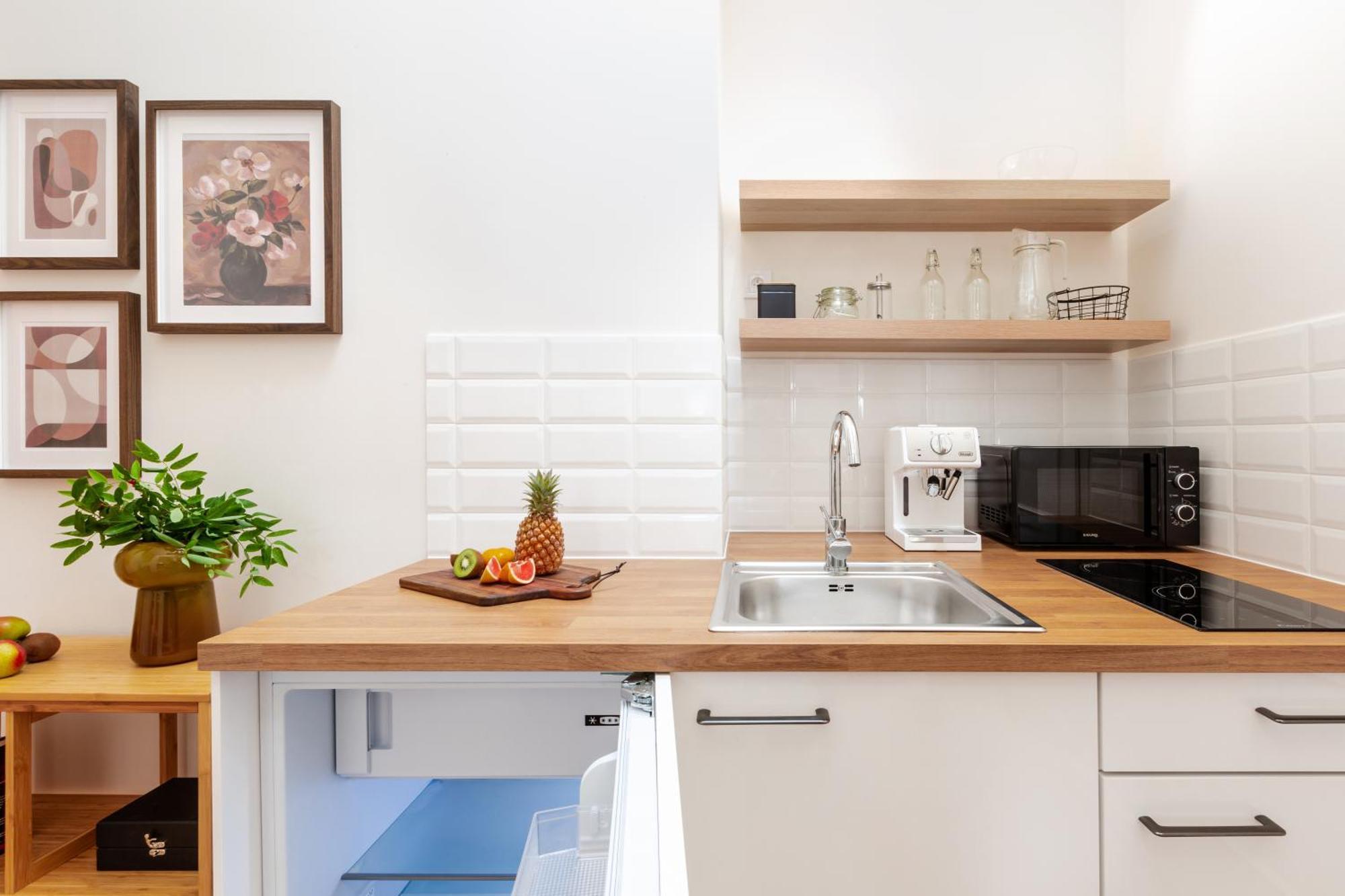 Turnkey I Antonin Dvorak Apartments Прага Екстериор снимка