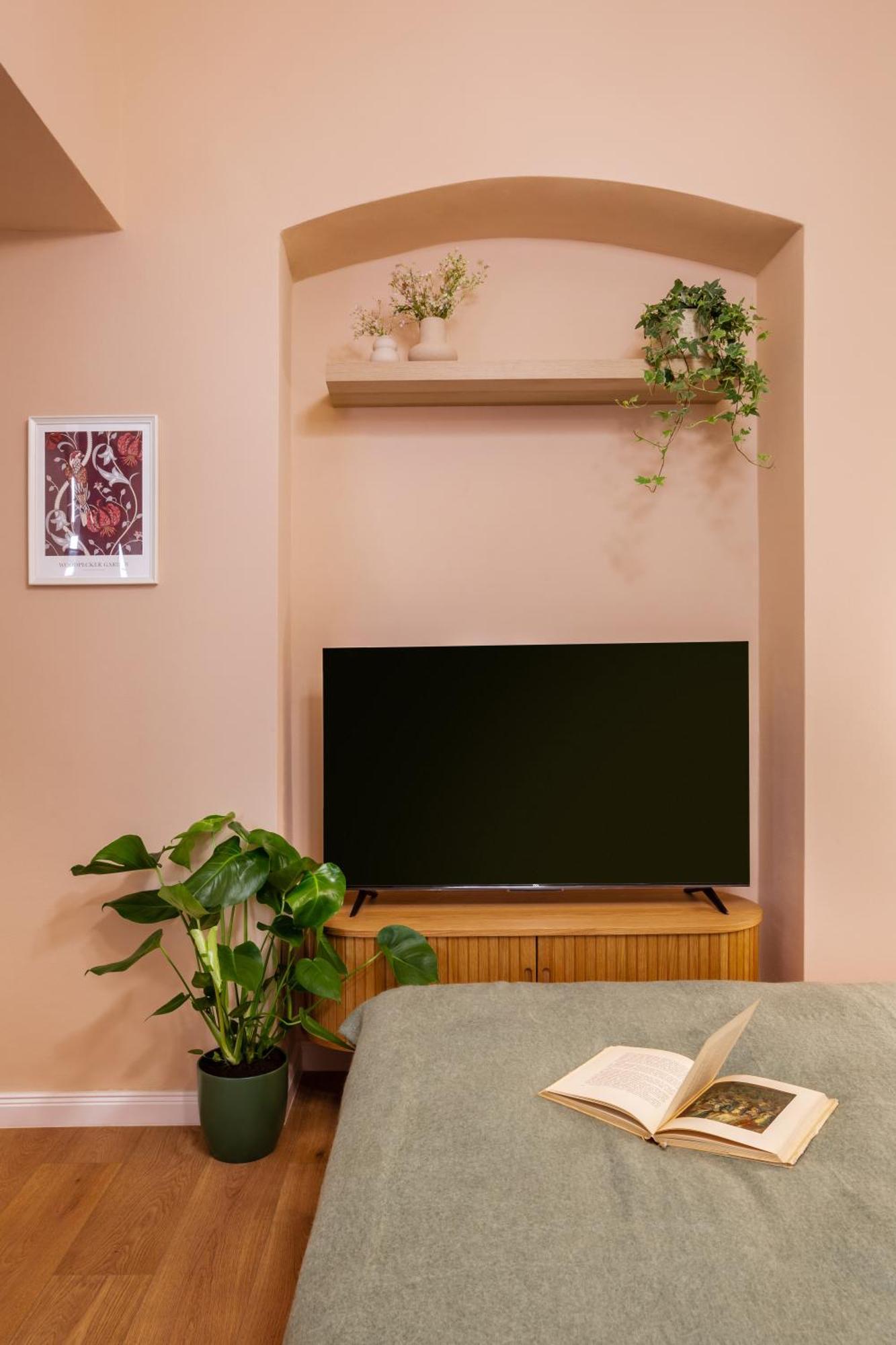 Turnkey I Antonin Dvorak Apartments Прага Екстериор снимка