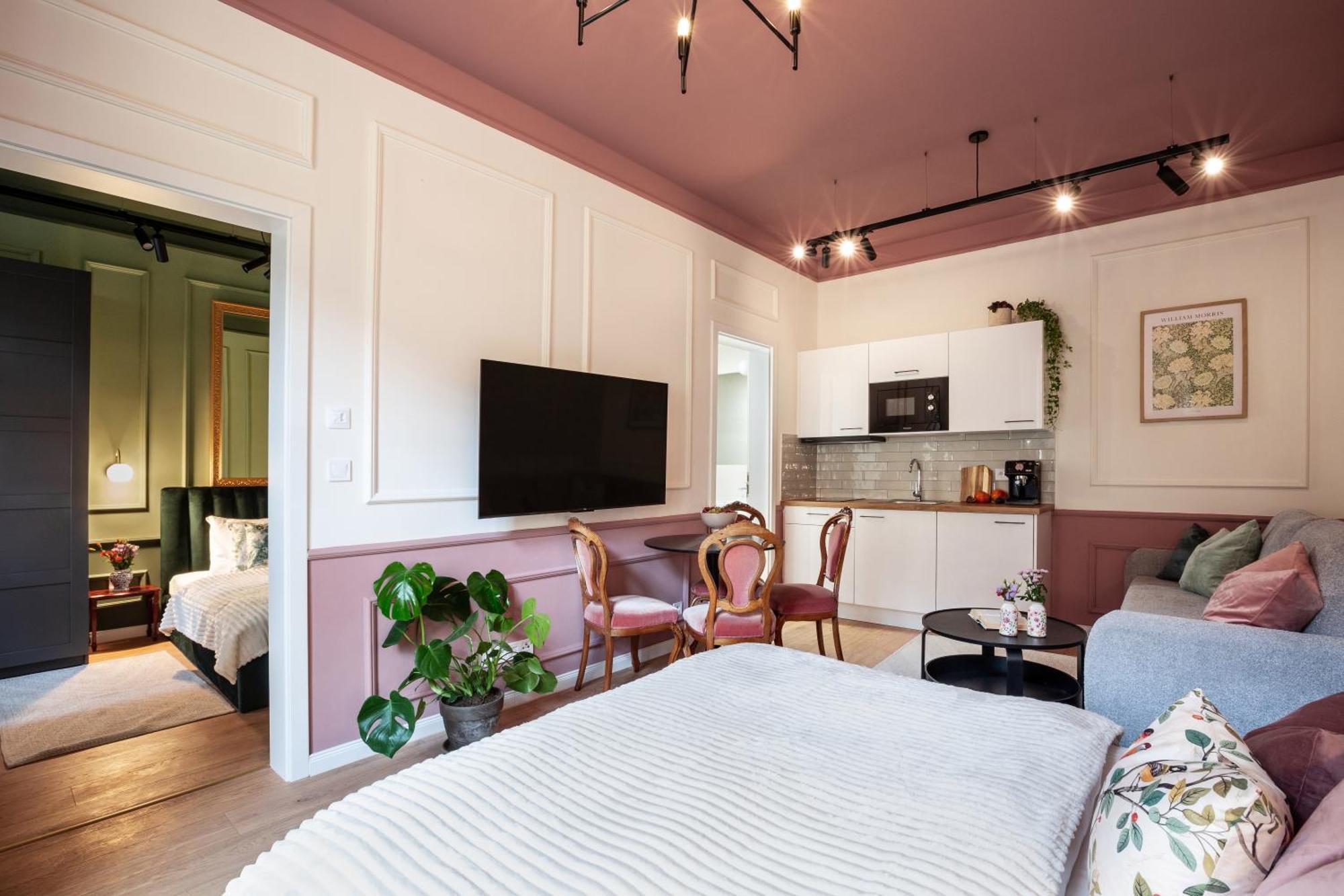 Turnkey I Antonin Dvorak Apartments Прага Стая снимка