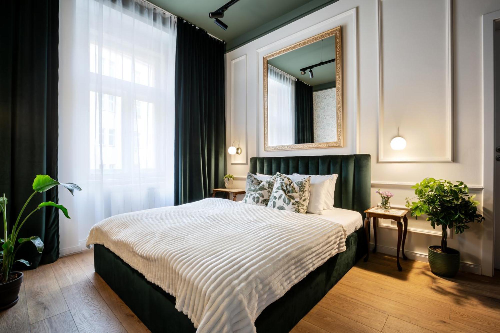 Turnkey I Antonin Dvorak Apartments Прага Стая снимка